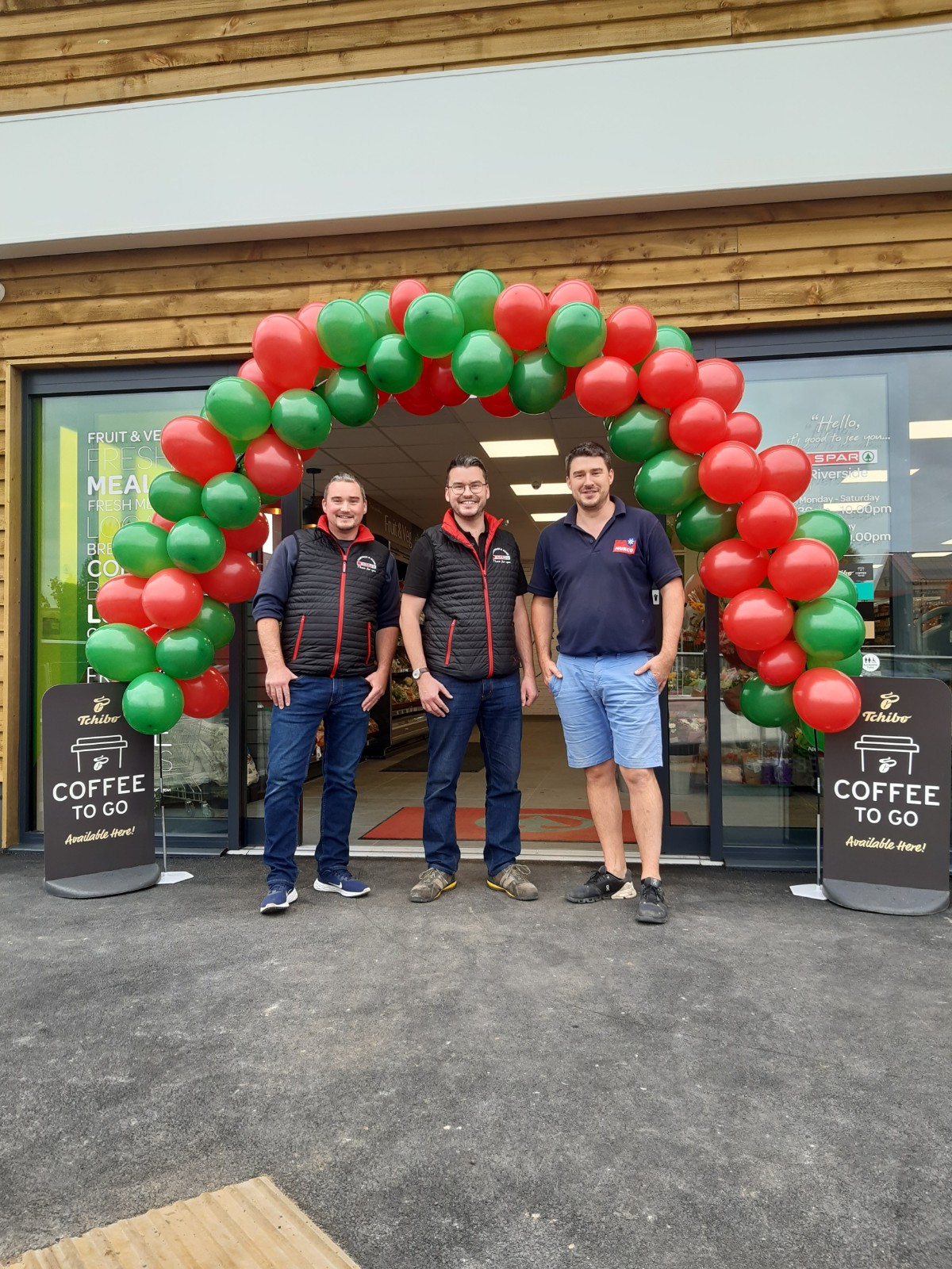 Family develops largest independent SPAR store in south west