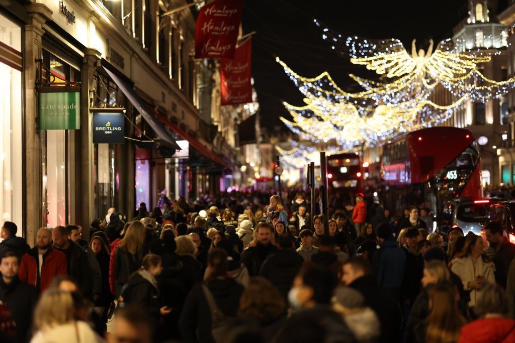 London's Holiday Shopping Season In Full Swing
