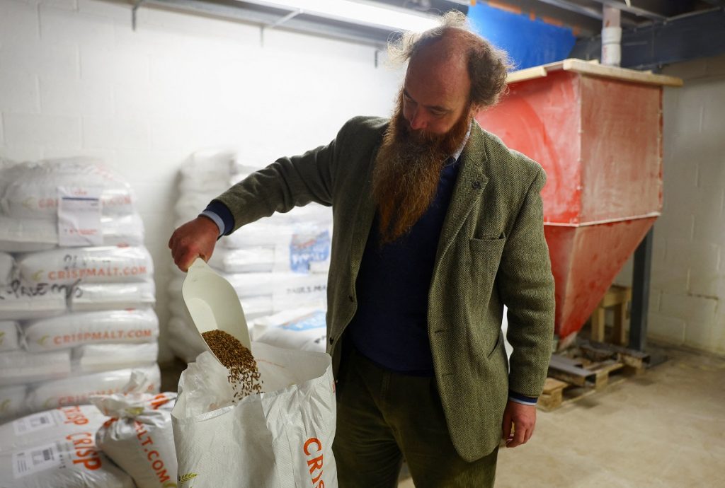 Beer-maker stockpiling malt to try to beat price squeeze