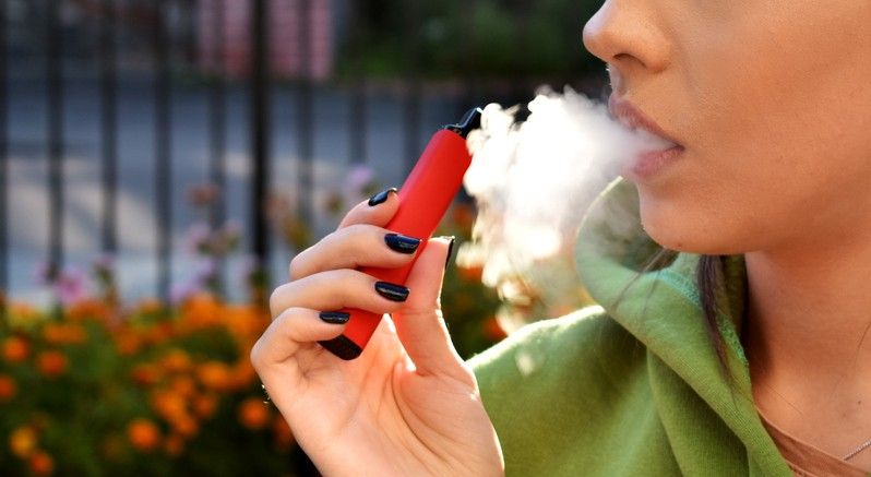 Retailer body reiterates age checking responsibilities on vaping