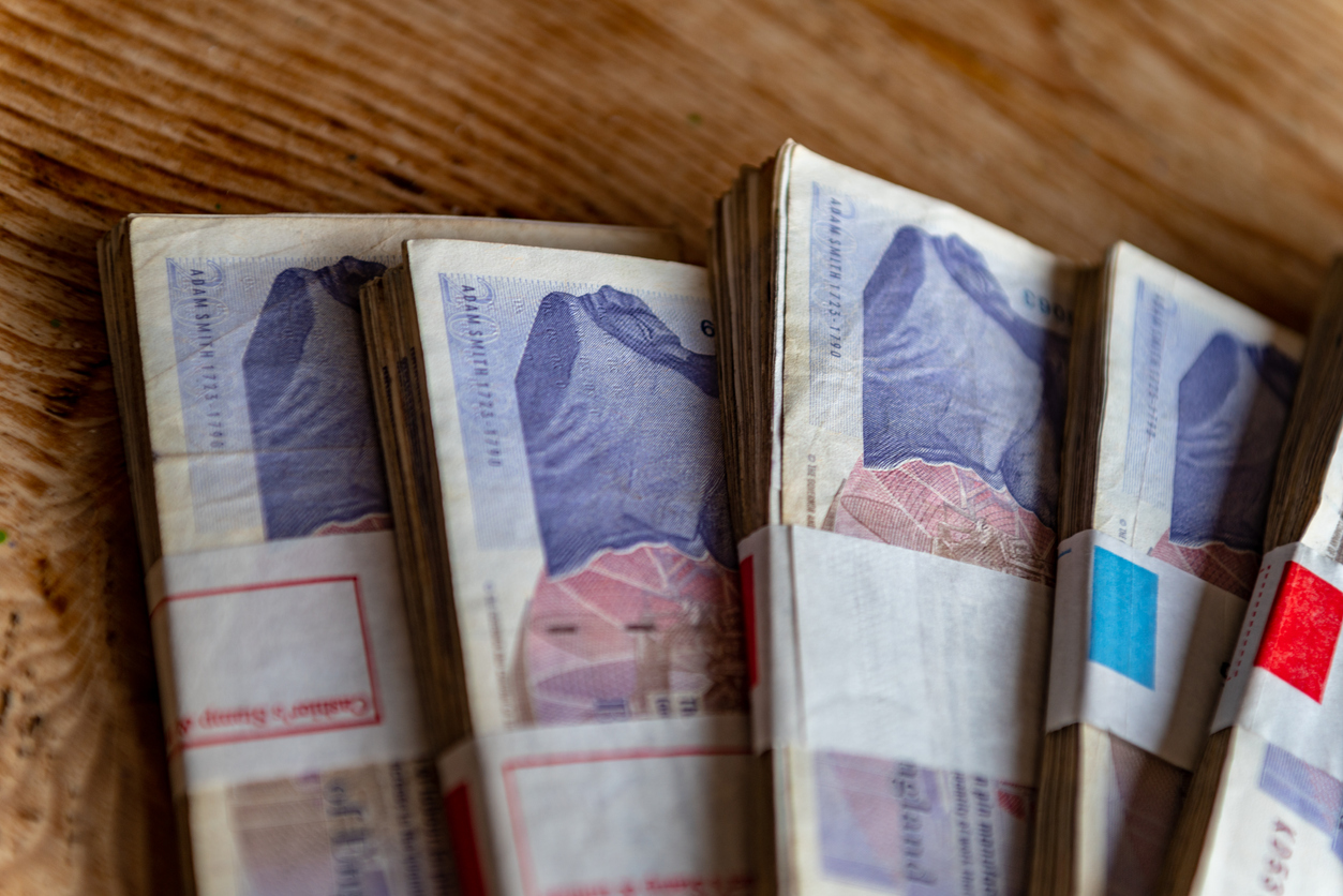 FCA: alert over money laundering via Post Office