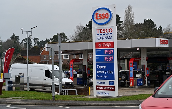 Petrol retailers to work on scheme showing live price comparison