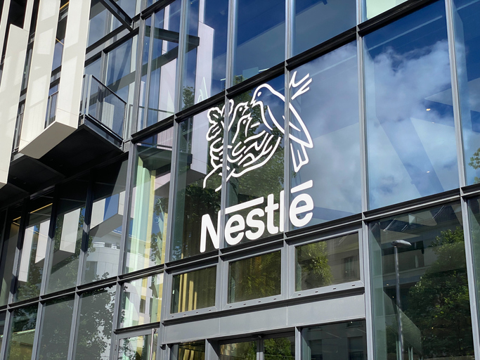 Nestle sales volume fall but outlook unchanged