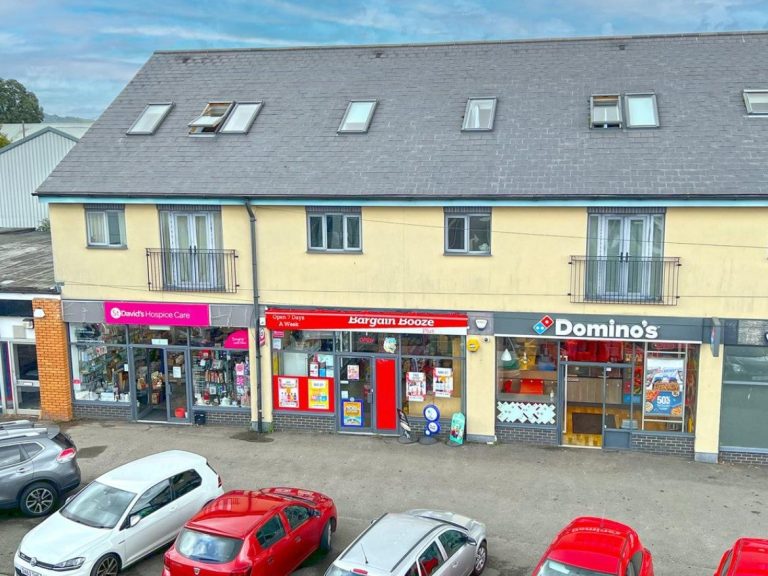 New family set to take over Bargain Booze store in Chepstow