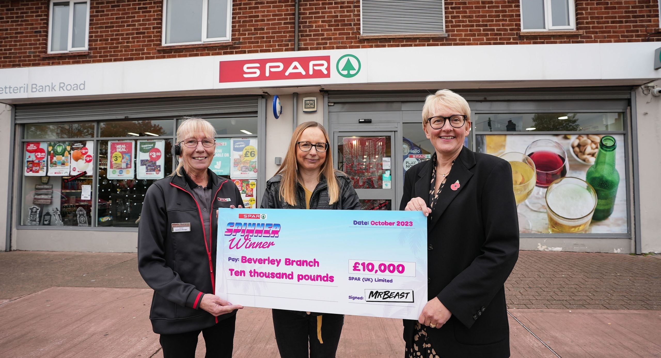 SPAR presents MrBeast Feastables campaign winners with grand prizes