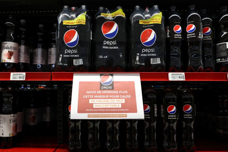 Carrefour pulls PepsiCo products over price hikes