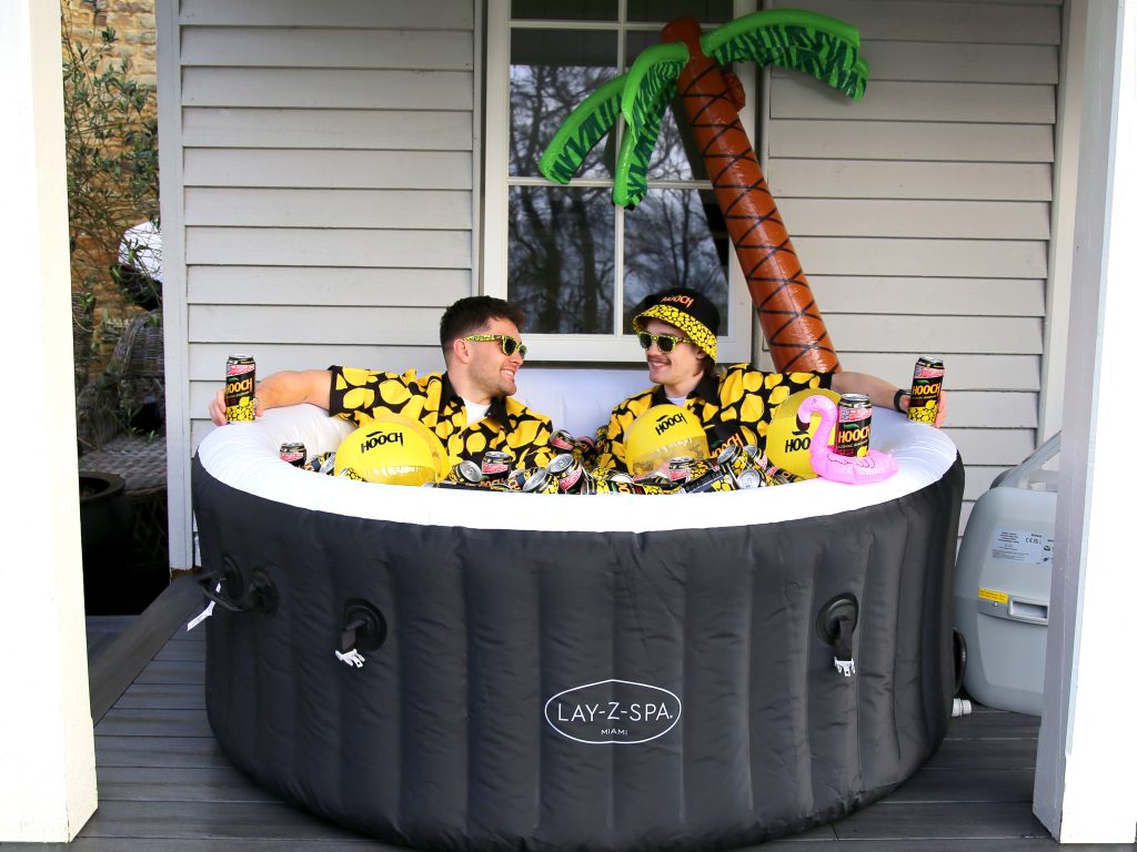 Hot tub of Hooch to be won in Manchester treasure hunt