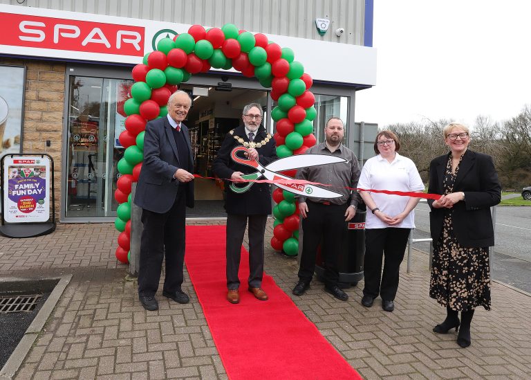 James Hall opens new Spar store in Nelson